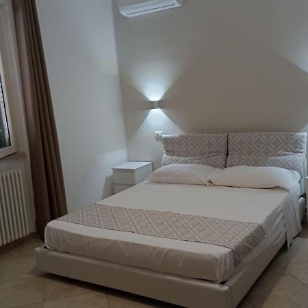 טרמולי Viola Di Mare Rooms And Parking מראה חיצוני תמונה