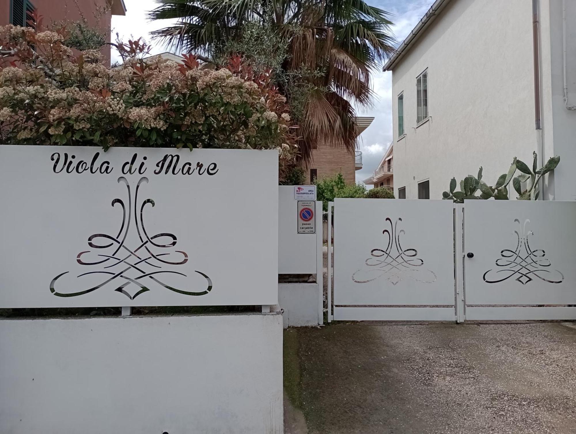 טרמולי Viola Di Mare Rooms And Parking מראה חיצוני תמונה