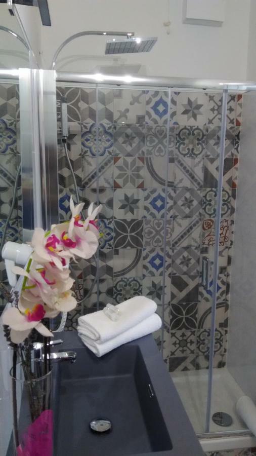 טרמולי Viola Di Mare Rooms And Parking מראה חיצוני תמונה