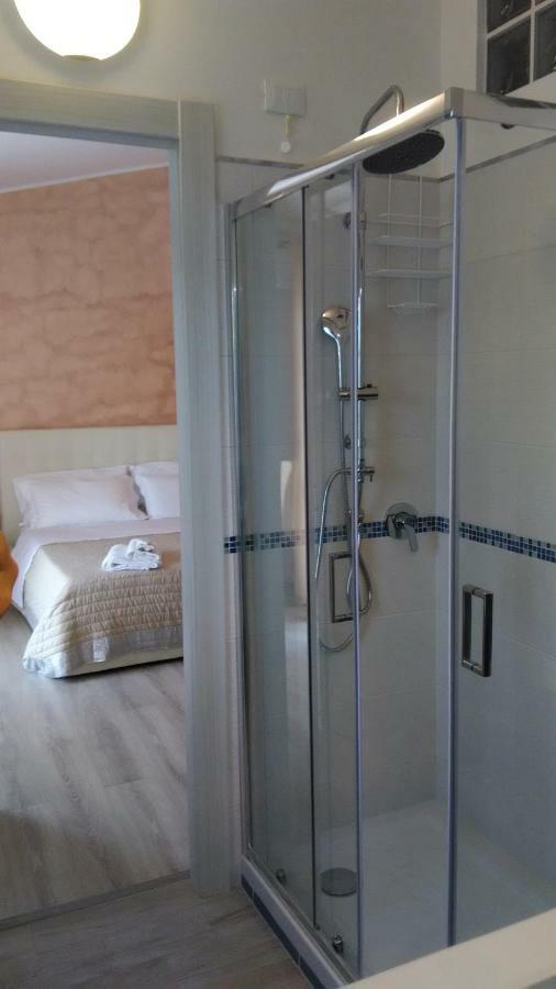 טרמולי Viola Di Mare Rooms And Parking מראה חיצוני תמונה